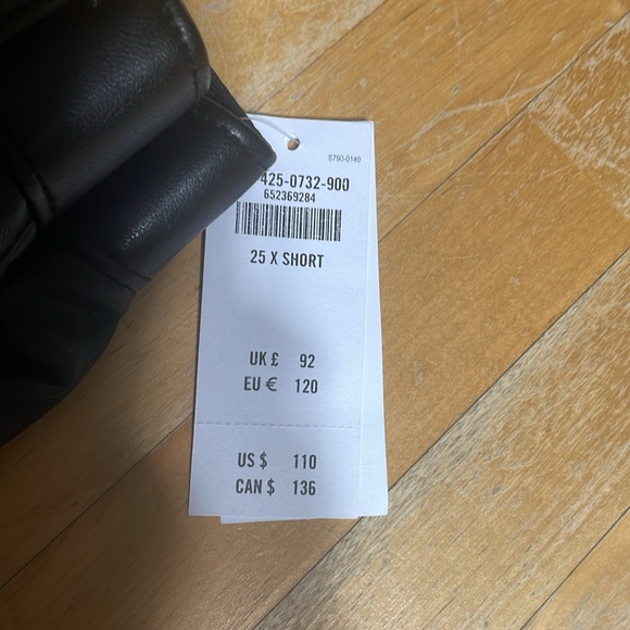 NWT Abercrombie and Fitch vegan leather pants - Picture 2 of 11